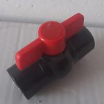 محبس بلاستك يد فراشة زراعي 1/2"